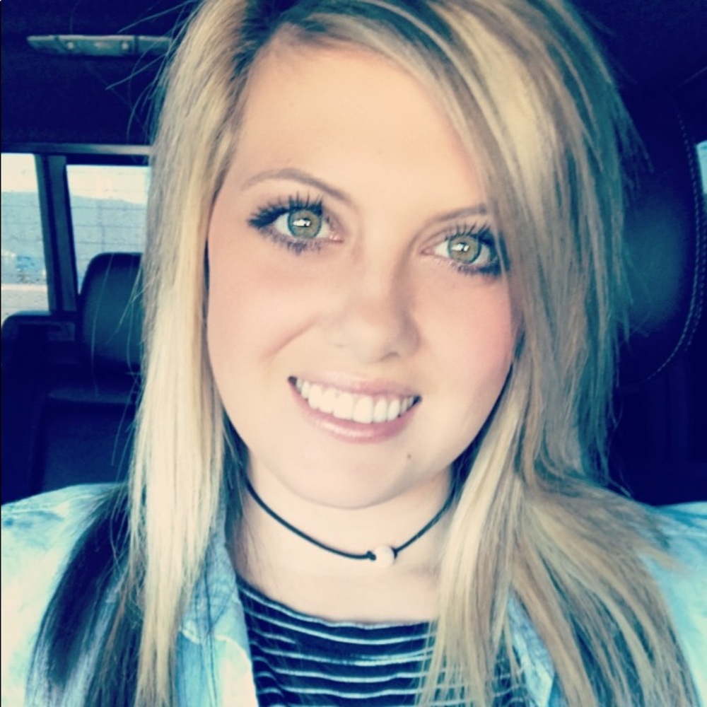 Meet your Posher, Savannah